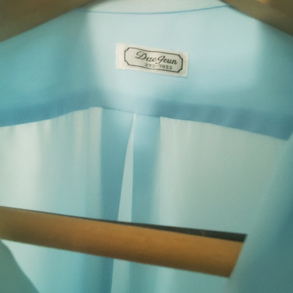 Vintage button down dress shirt light blue men's wear - Picture 8 of 8